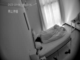 小情侣假期破处!女孩一次见JJ变大很惊讶,男孩第一次插入找不到洞!稀缺精彩