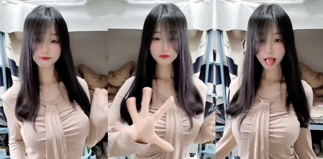 抖音网红【小宅源】高价定制视频流出,童颜巨乳清纯甜妹三指自慰抠穴非常反差