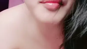 【台湾宝贝】丰乳肥臀反差姐花妹 双头龙自慰互插互舔双喷超刺激 (14)