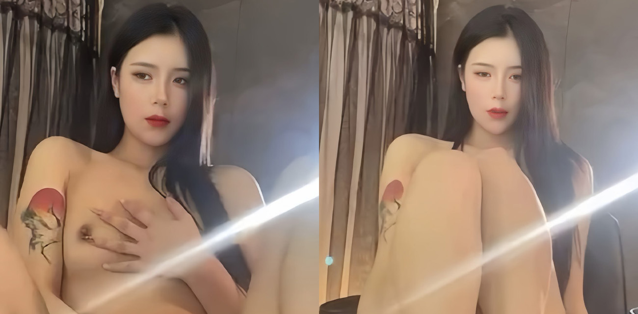 酒吧女婊子【王离娜】定制洗澡自拍,扣穴捏奶淫荡不堪妥妥的反差母狗