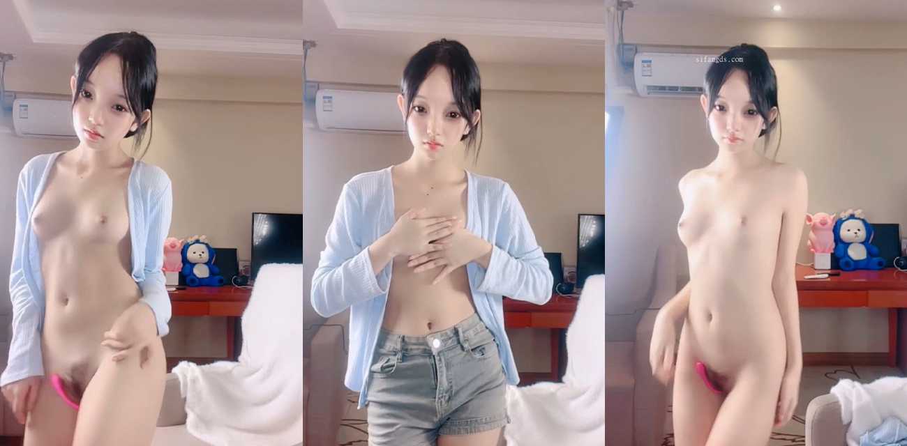 00后嫩妹【鬼鬼】下海直播,雪白美乳镜头前全裸自慰,夹着跳蛋淫骚裸舞诱惑到爆